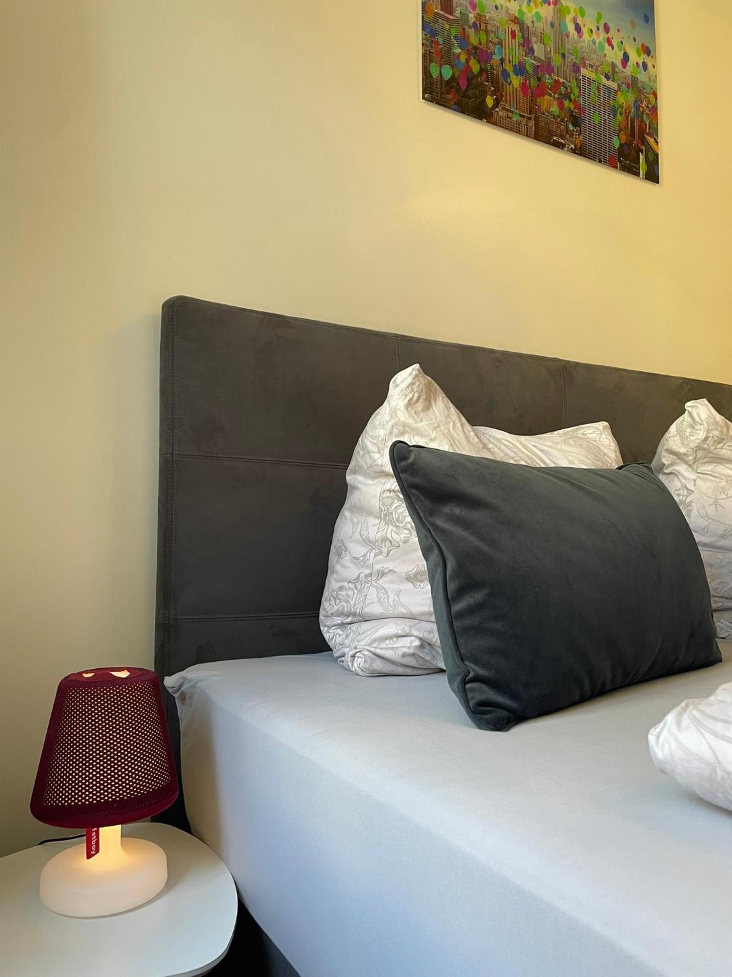 Soul-Apartment Balkon Privatparkplatz 2 Boxspringbetten 55Zoll Tv Wlan Лайпциг Екстериор снимка