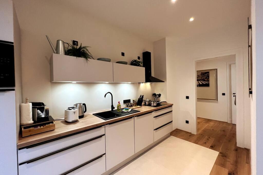 Soul-Apartment Balkon Privatparkplatz 2 Boxspringbetten 55Zoll Tv Wlan Лайпциг Екстериор снимка